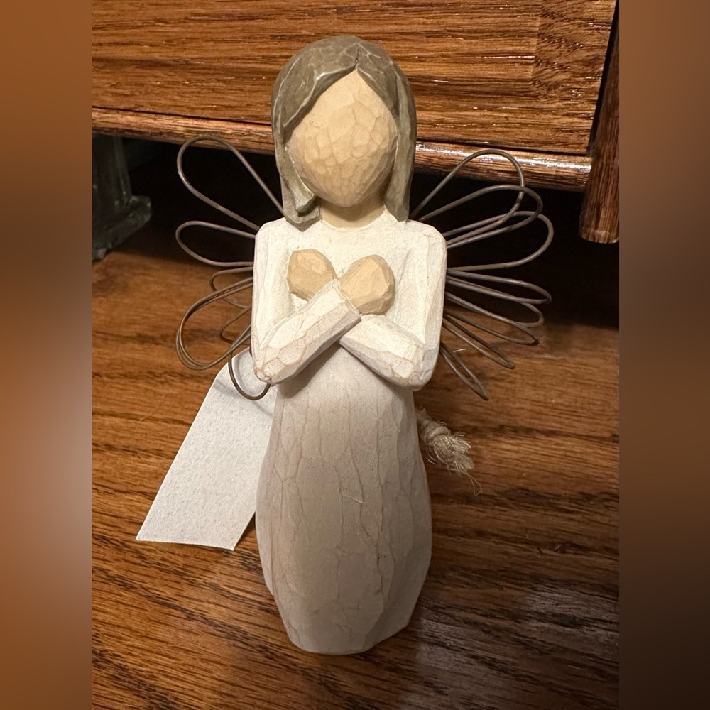 Willow Tree 'Sign for Love' Angel Figurine